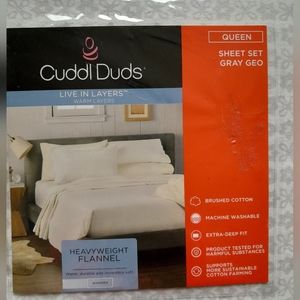 CuddleDuds Queen Flannel Sheet set
